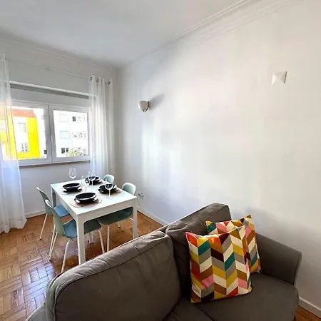 Apartamento Viver - Em Campo De Ourique *