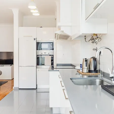 Viver - Em Campo De Ourique Apartamento *